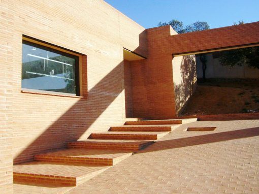 2004-CASA HERRERA