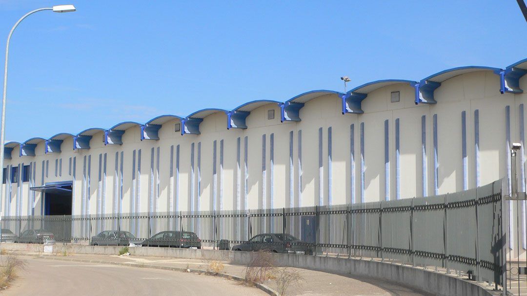 1999-FÁBRICA VERSONI