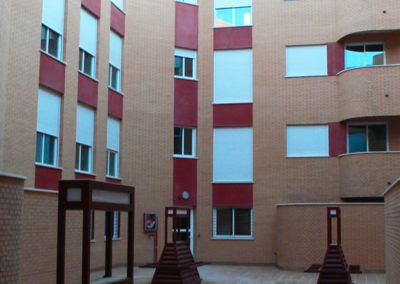2003-EDIFICIO DE 25 VIVIENDAS EN ALCÁZAR DE SAN JUAN (CIUDAD REAL)