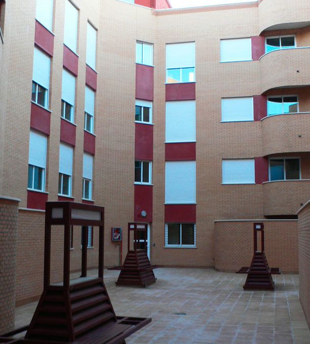 2003-EDIFICIO DE 25 VIVIENDAS EN ALCÁZAR DE SAN JUAN (CIUDAD REAL)